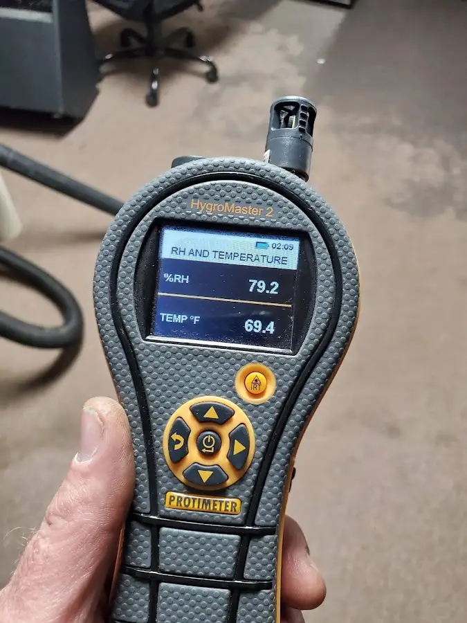 Moisture meter humidity assessment for Mold Remediation & Removal in Lake Magdalene
